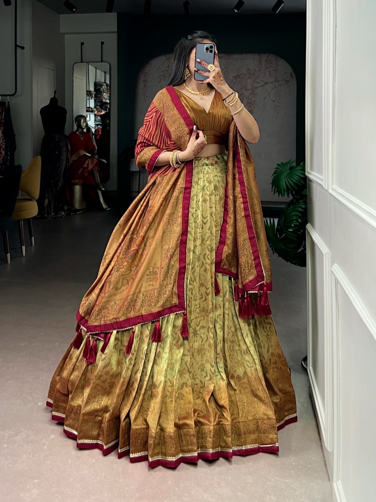 Lehenga Choli