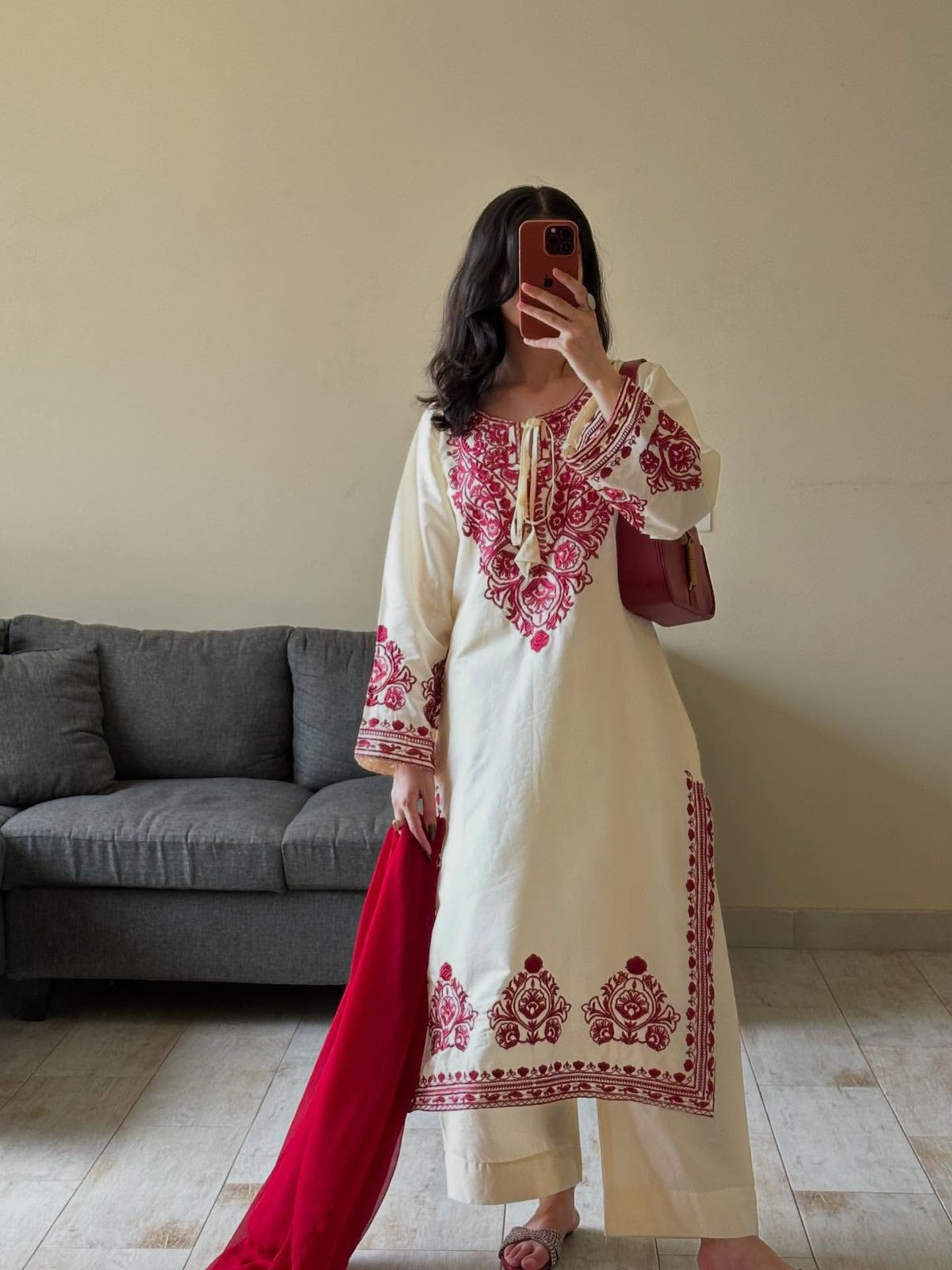 EXCLUSIVE SUIT IN EMBROIDERED ROMAN SILK FABRIC TOP AND PANT WITH DUPATTA PAIR