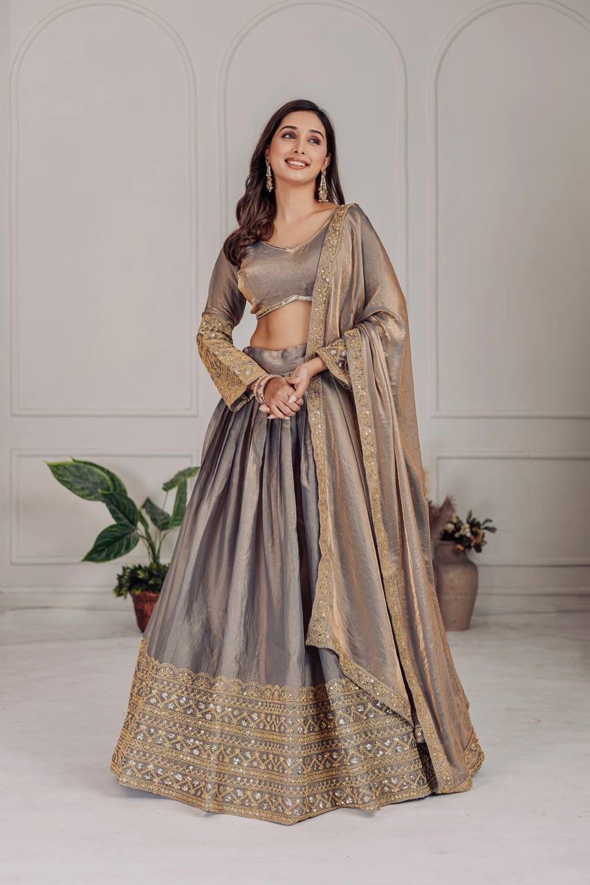 REAL MODELLING LEHENGAS CHOLI