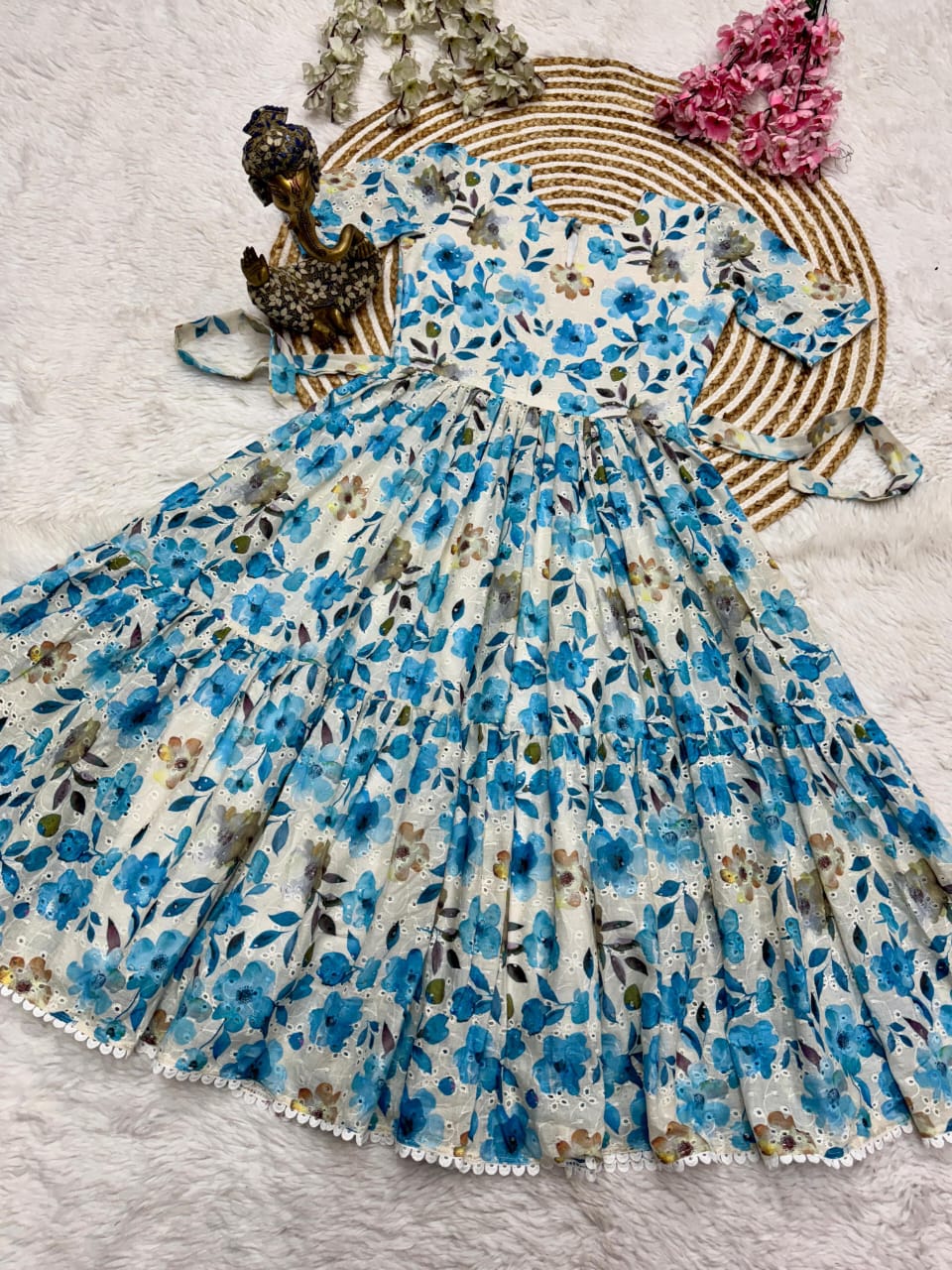 Trending Hakuba Maxi Dress